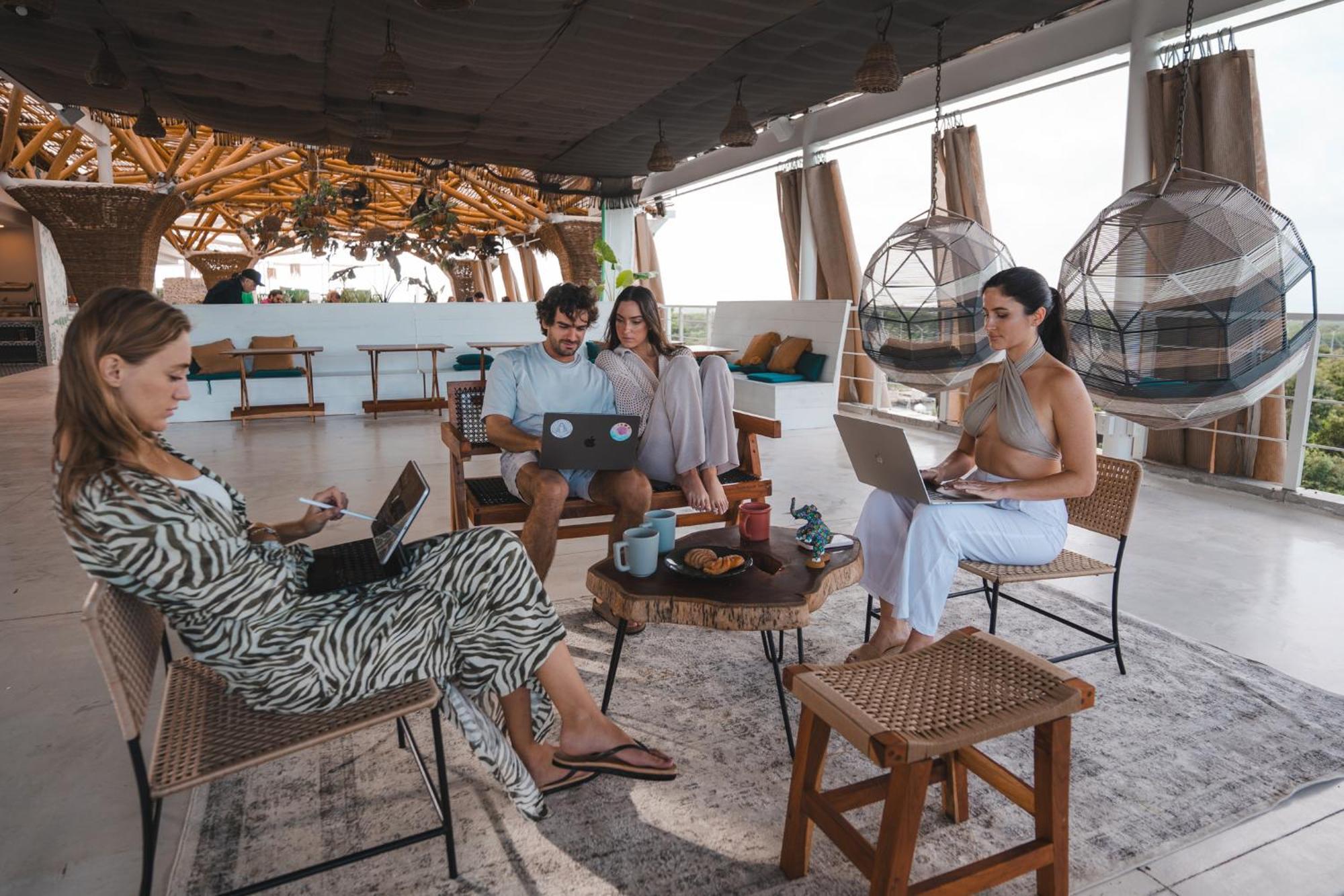 Siente Tulum Hotel Exterior photo